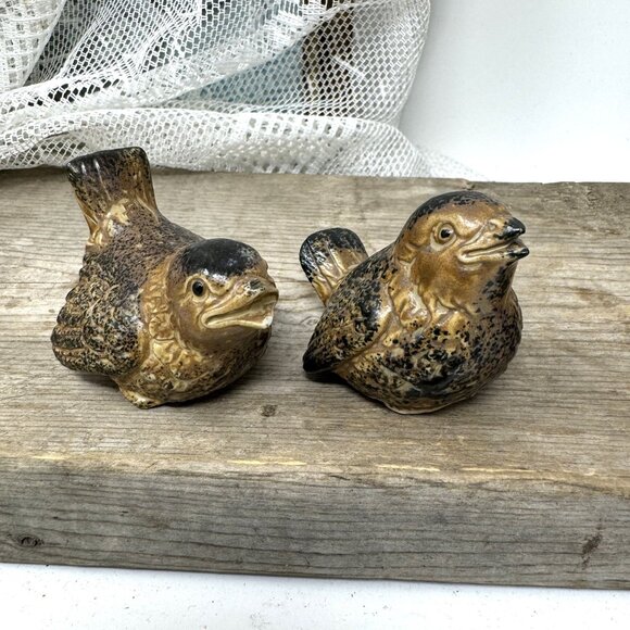 Vintage Hand-Painted Ceramic Bird Figurines Sparrows Japan - Picture 5 of 7